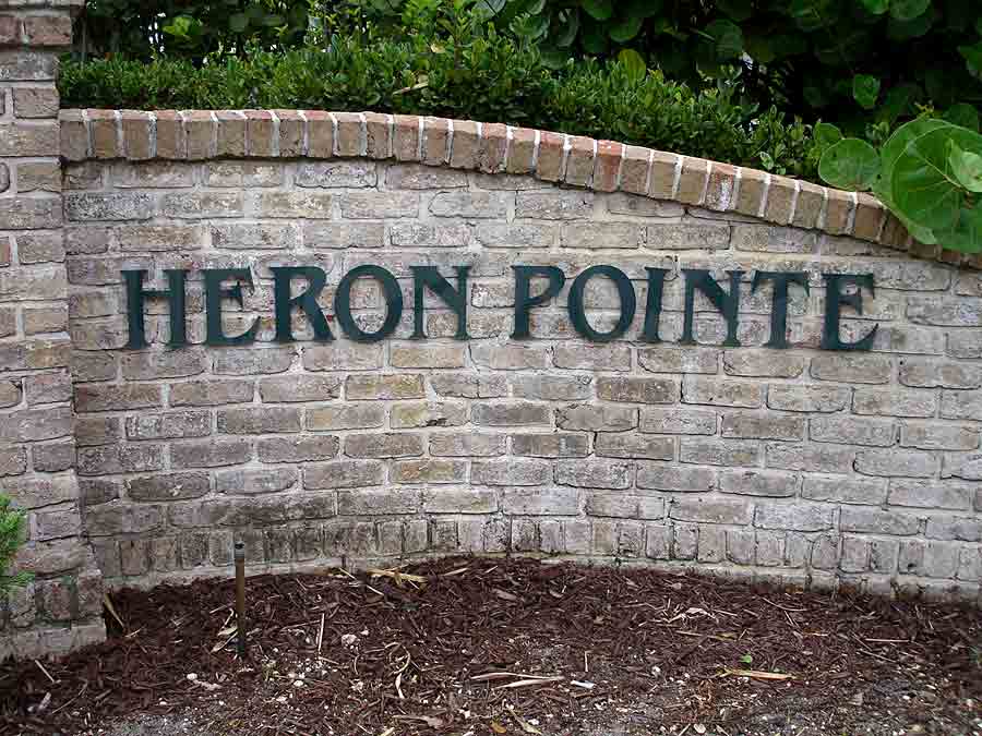 Heron Pointe Signage